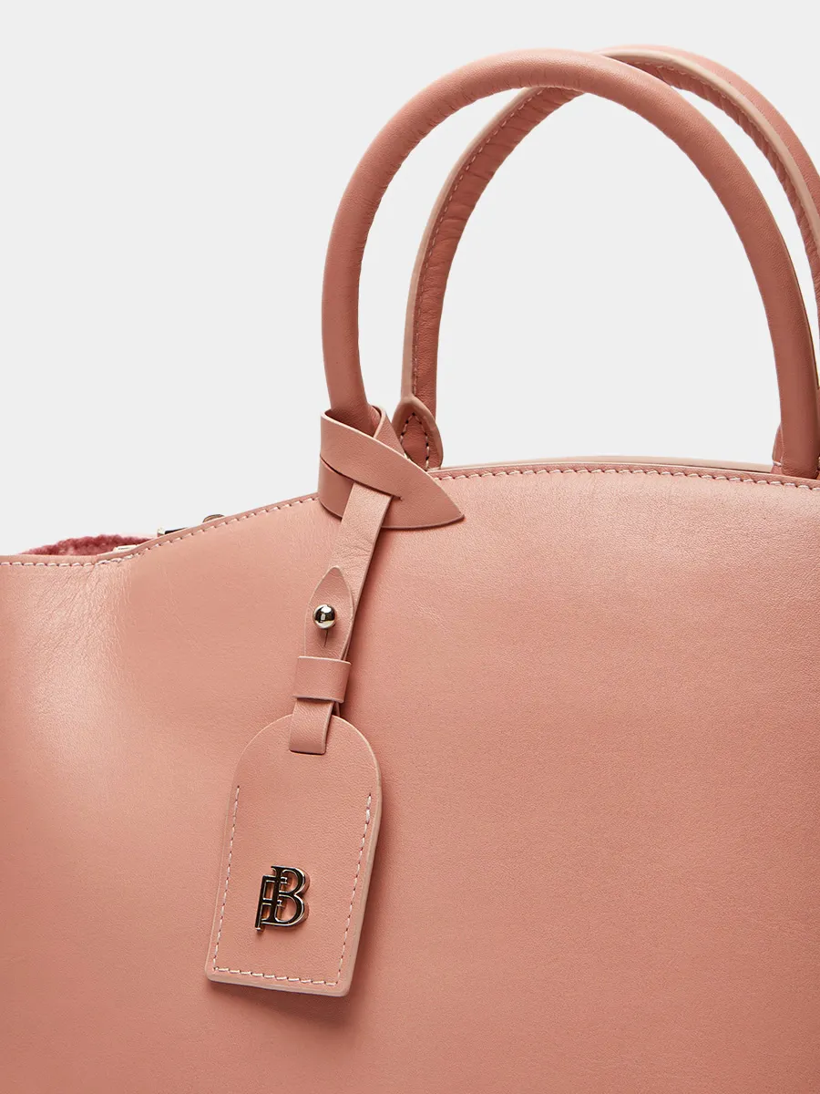 Классическая сумка Madlen из натуральной гладкой кожи бледно-розового цвета