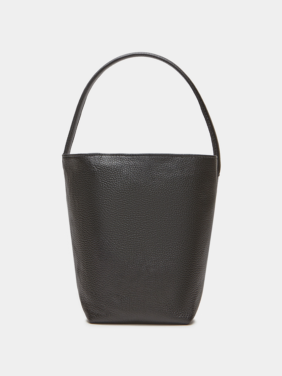 Классическая сумка Cindy из натуральной зернистой кожи черного цвета