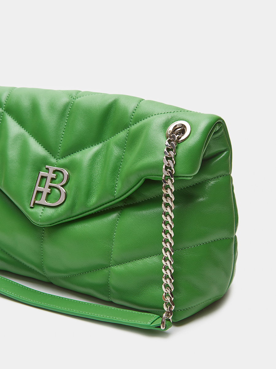 Классическая сумка Emily с фурнитурой silver травяного цвета